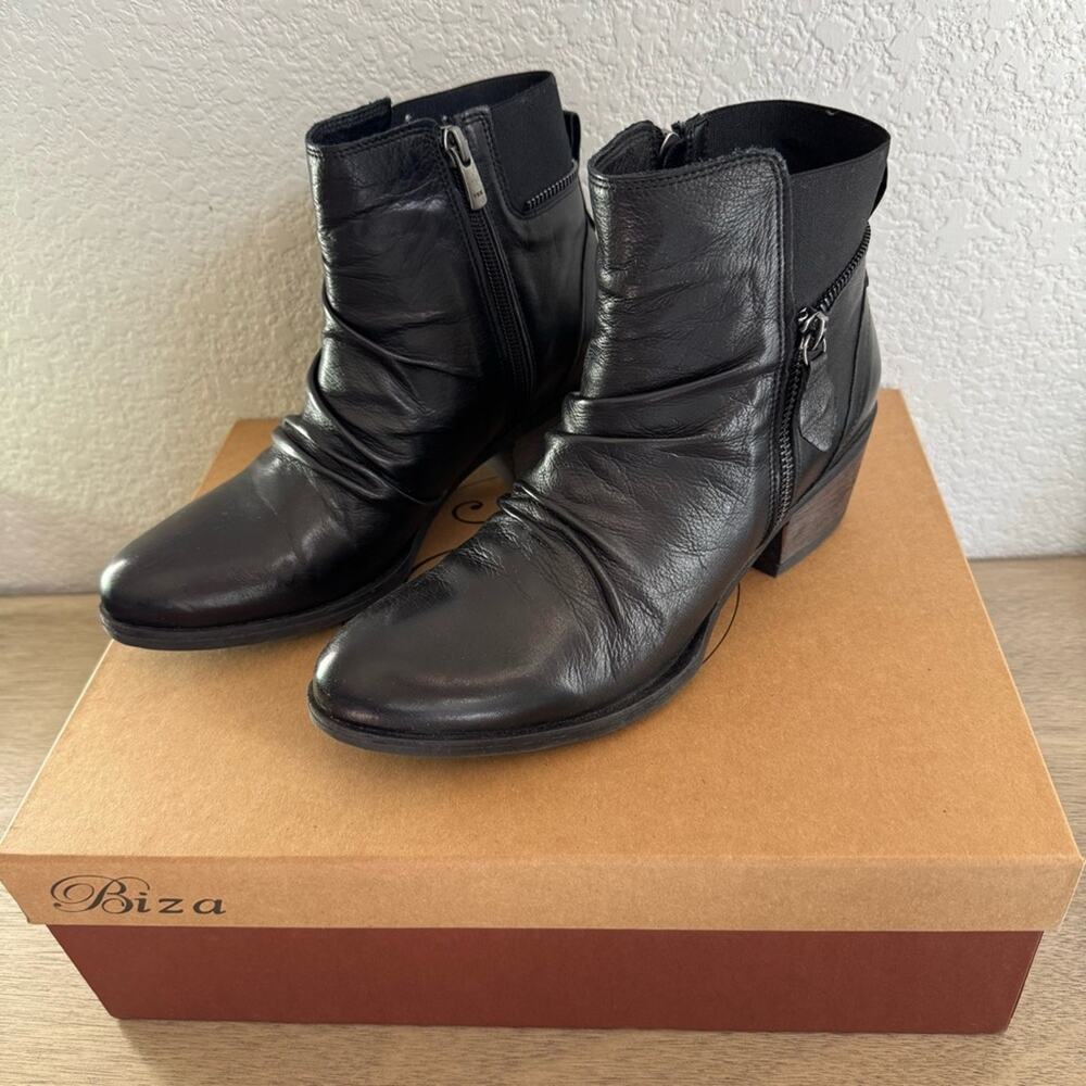 Biza Vivien 7-7.5 38 Black Leather Heeled Booties‎